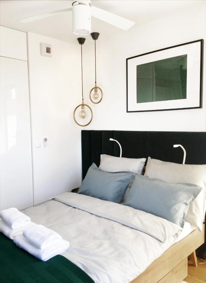 Green Apartment Gdansk Z Garazem المظهر الخارجي الصورة